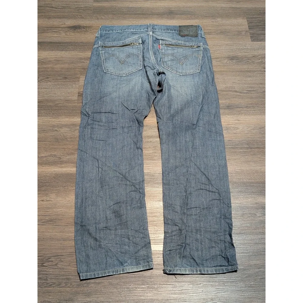 Levis 514 Slim Straight Jeans Mens 34x30 Blue‎ Medium Wash Zipper Back Pockets